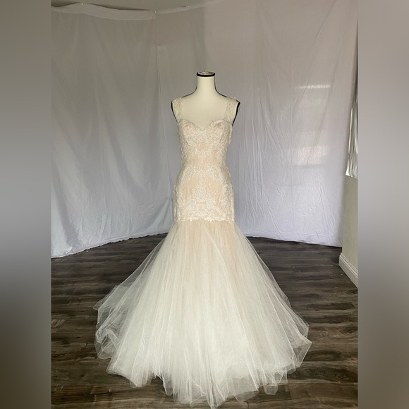 Giselle #14700 size 4 Fit & Flare illusion back sample floor Dress - Picture 2 of 16